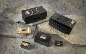 Mehrkanalige Akusto-Optische Modulatoren zum Modulieren oder Schalten beschleunigen den Belichtungsvorgang um ein Vielfaches.